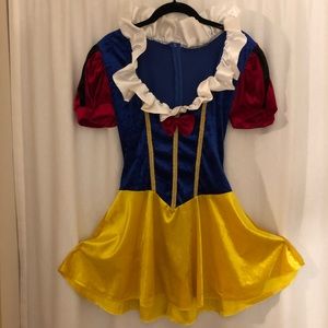 Rubies Sexy Snow White Halloween Costume XS (2-4)